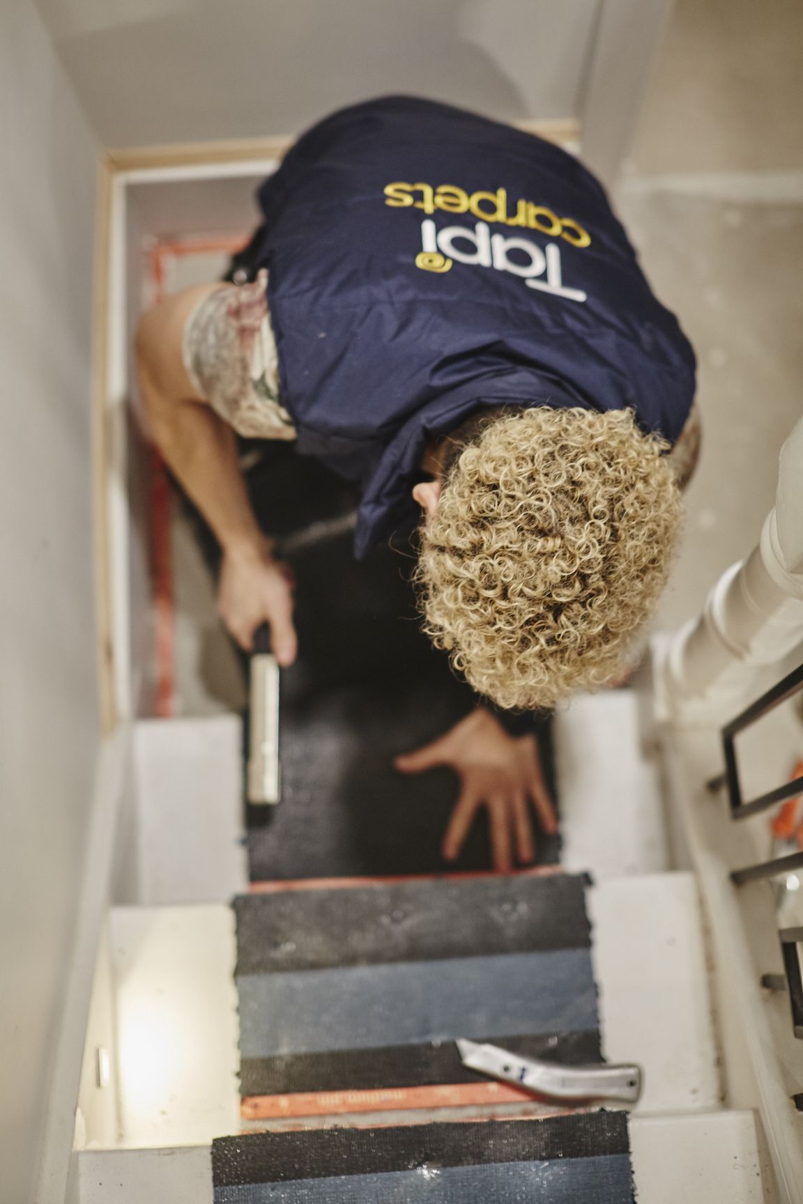 Tapi Fitter fitting carpet